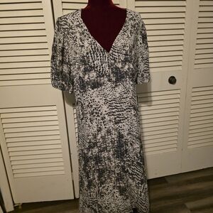 Beautiful Black and White Patterned Dress